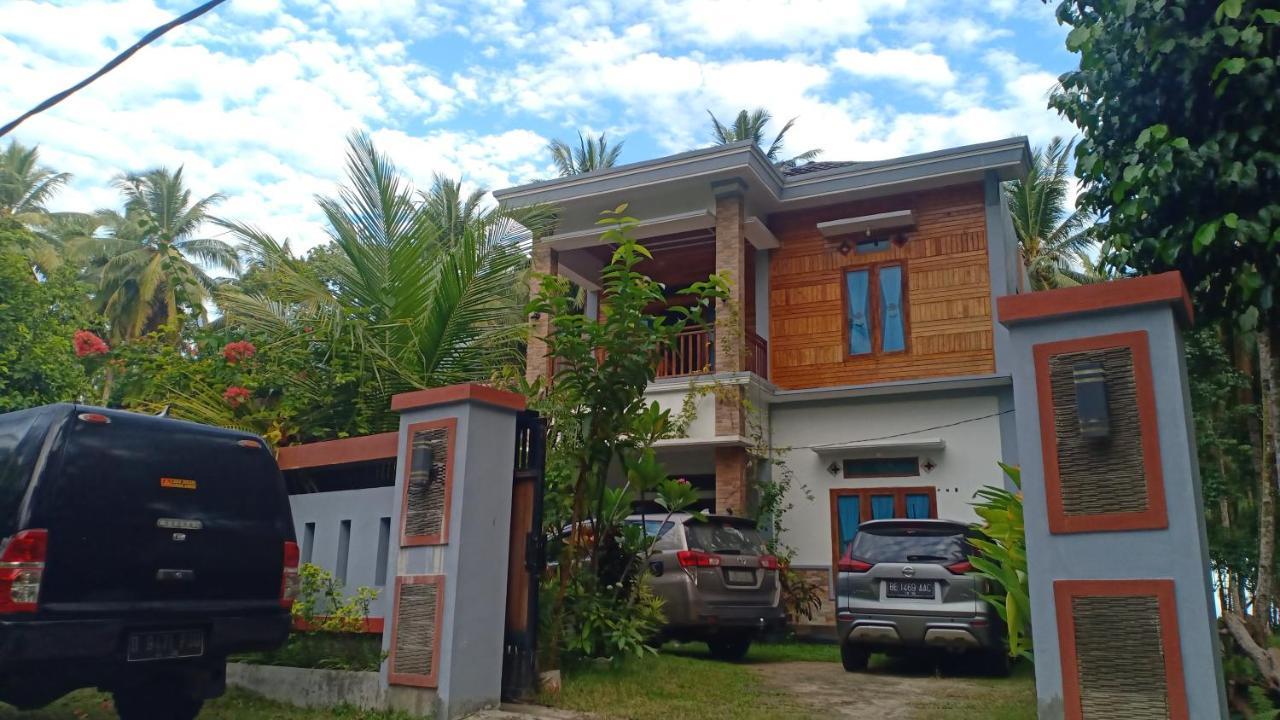 Walur Surf Homestay *