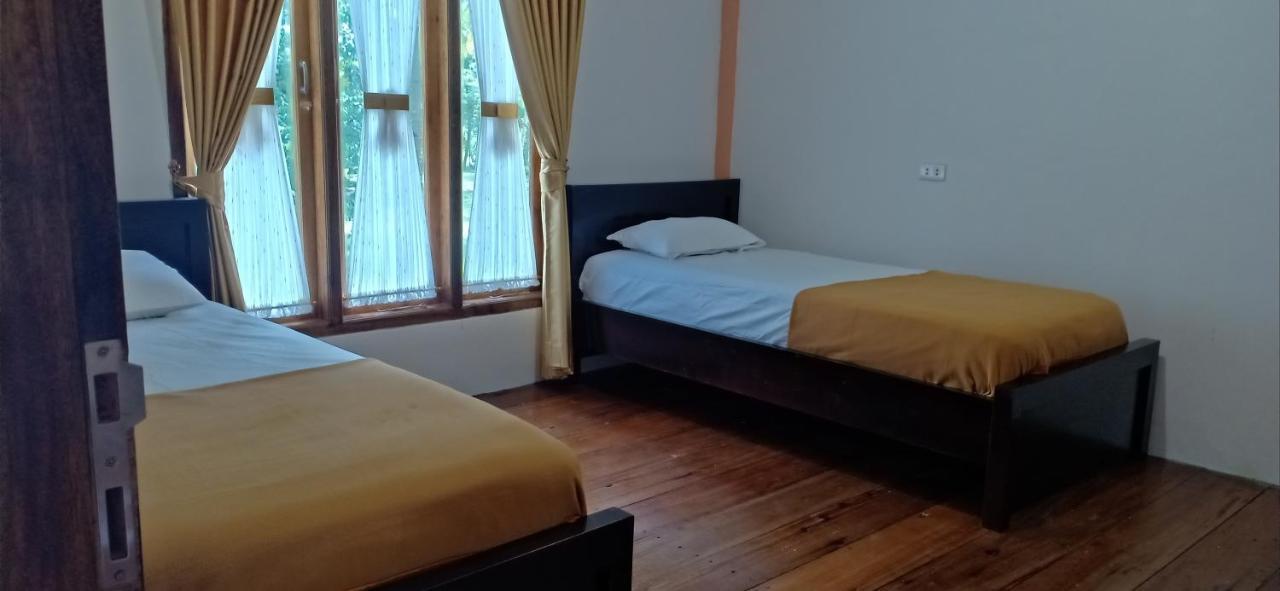 Walur Surf Homestay *