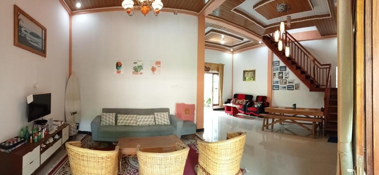 Homestay Walur Surf *